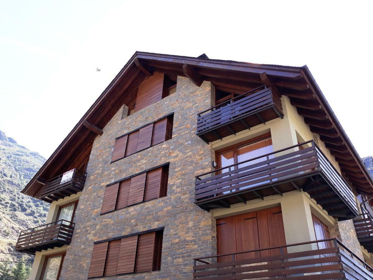 Duplex Familiar En Esterri d'Àneu Zewnętrze zdjęcie