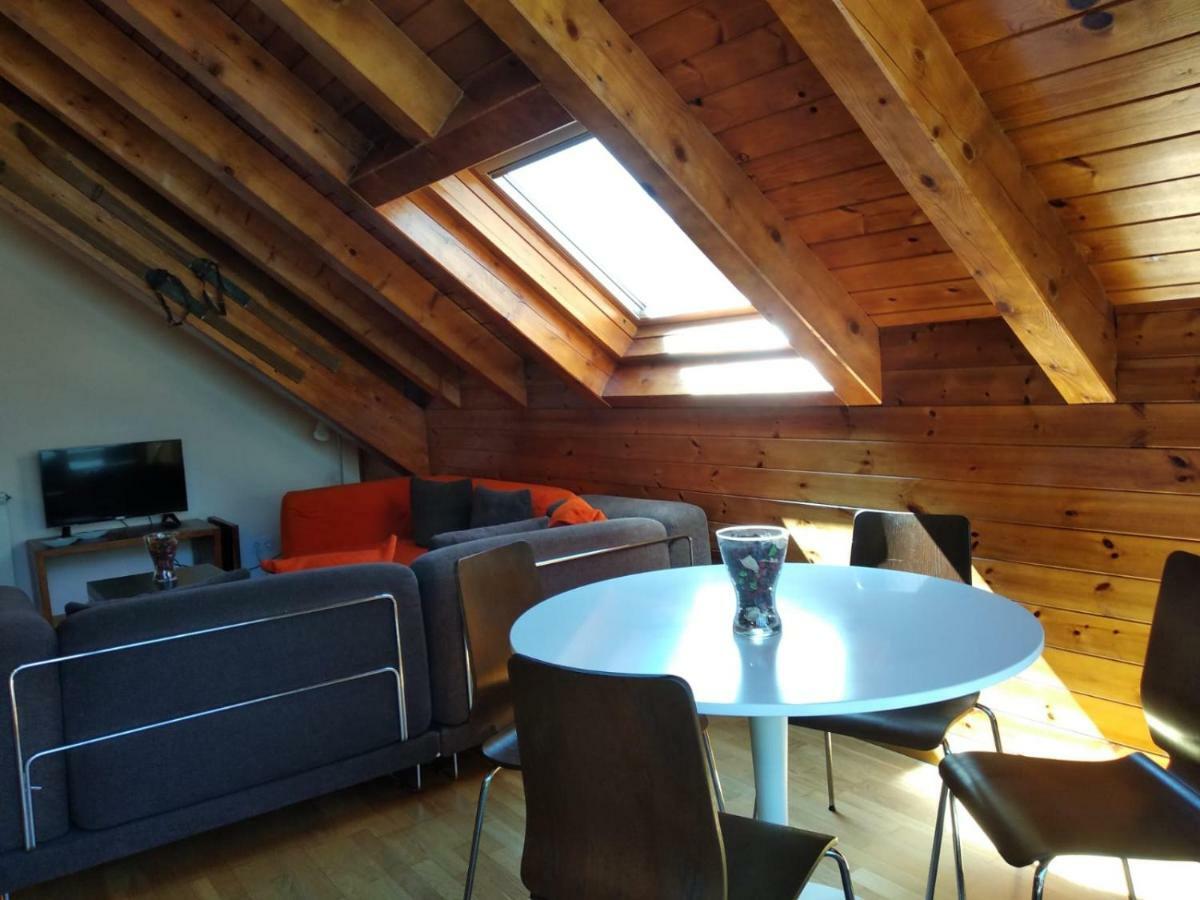 Duplex Familiar En Esterri d'Àneu Zewnętrze zdjęcie
